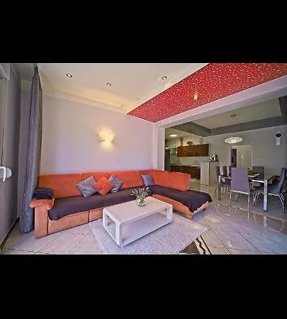Monaco Apartamento Makarska