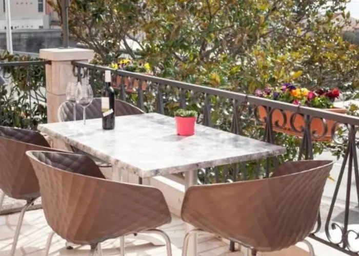 Monaco Apartamento Makarska