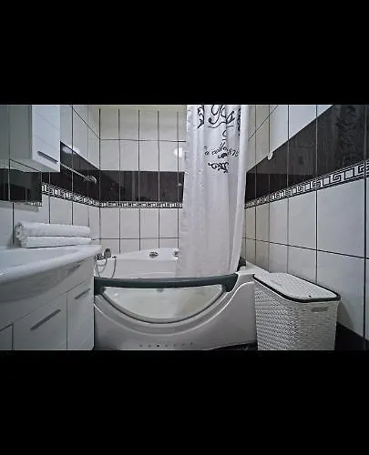 Monaco Apartamento Makarska