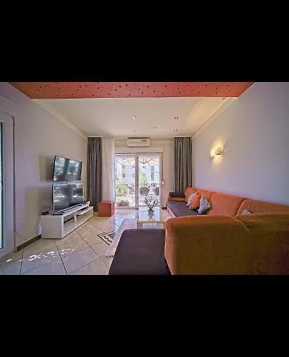 Monaco Apartamento Makarska