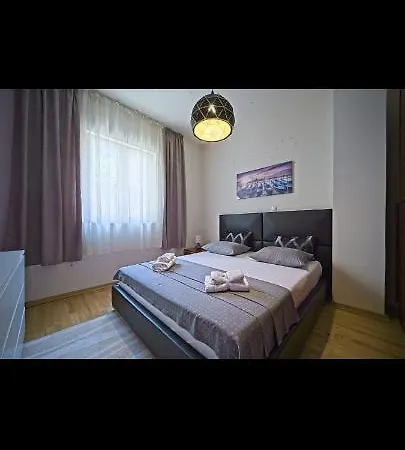 Monaco Lägenhet Makarska