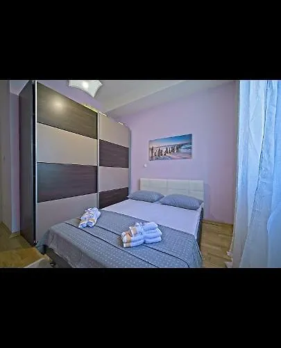 Monaco Apartment *